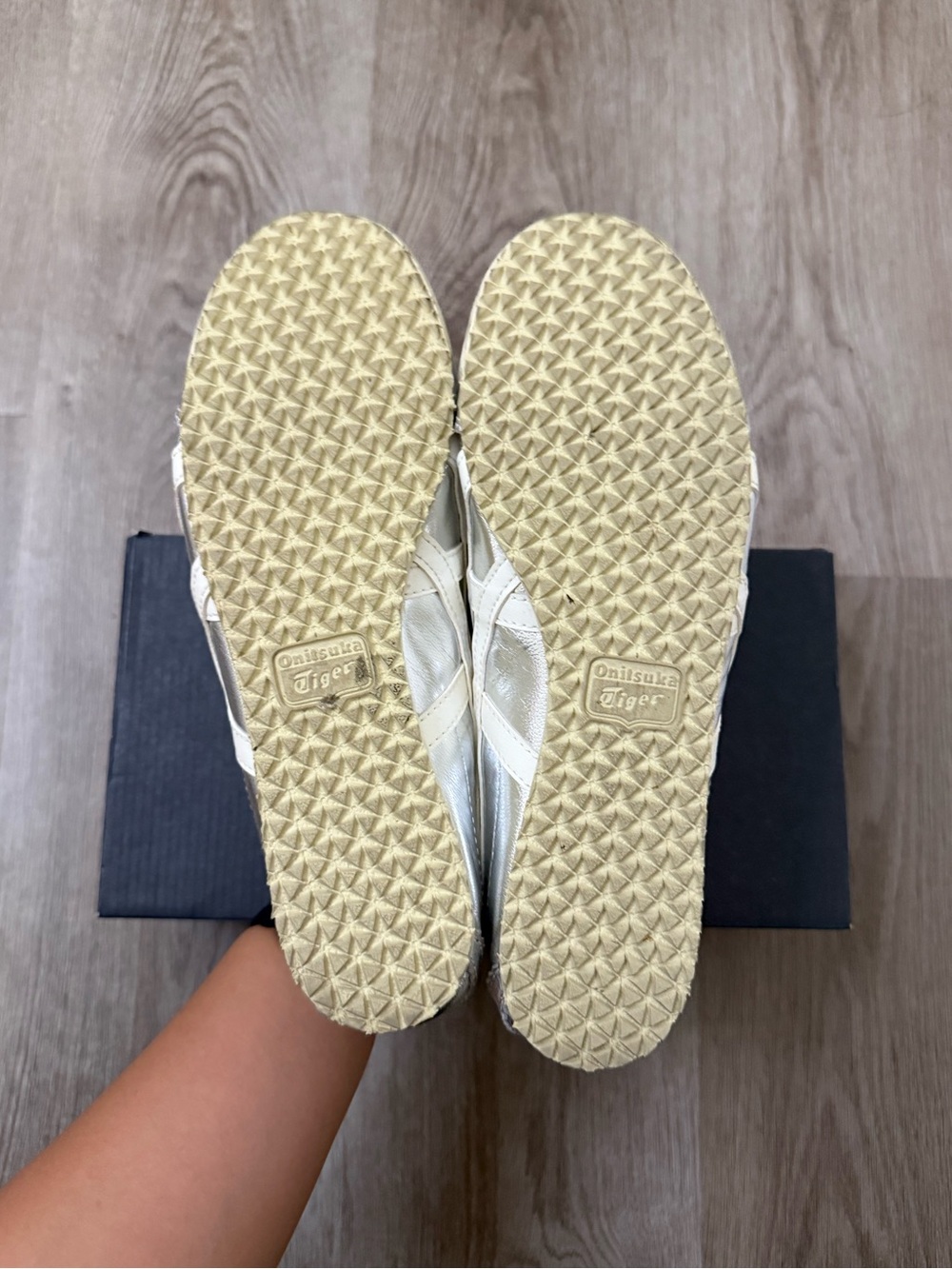 Onitsuka Mexico 66 Silver/Off White - Picture 4 of 8
